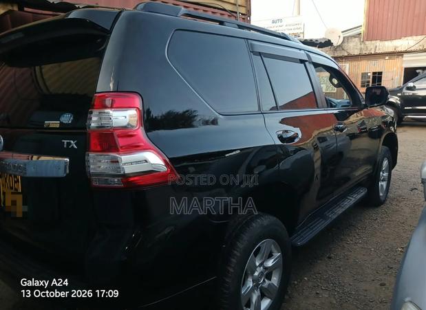 Toyota Land Cruiser 2014 Black