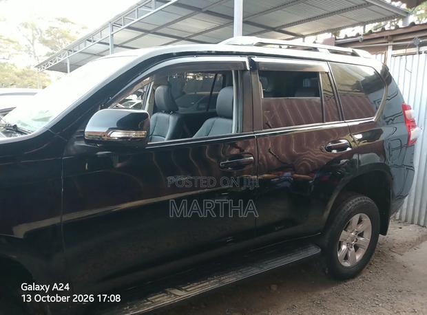 Toyota Land Cruiser 2014 Black