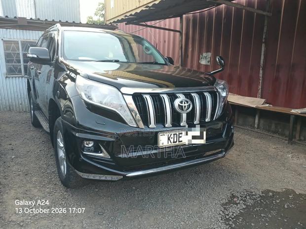 Toyota Land Cruiser 2014 Black