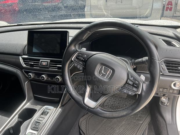 Honda Accord Hybrid 2020 White