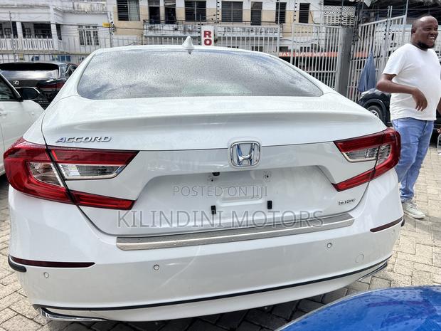 Honda Accord Hybrid 2020 White