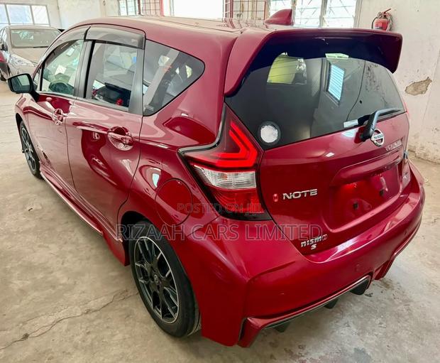 Nissan Note 1.2 Hybrid NISMO 2019 Red