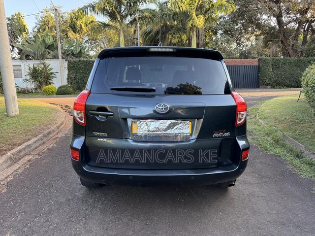 Toyota RAV4 2.0 VVT-i 2008 Gray