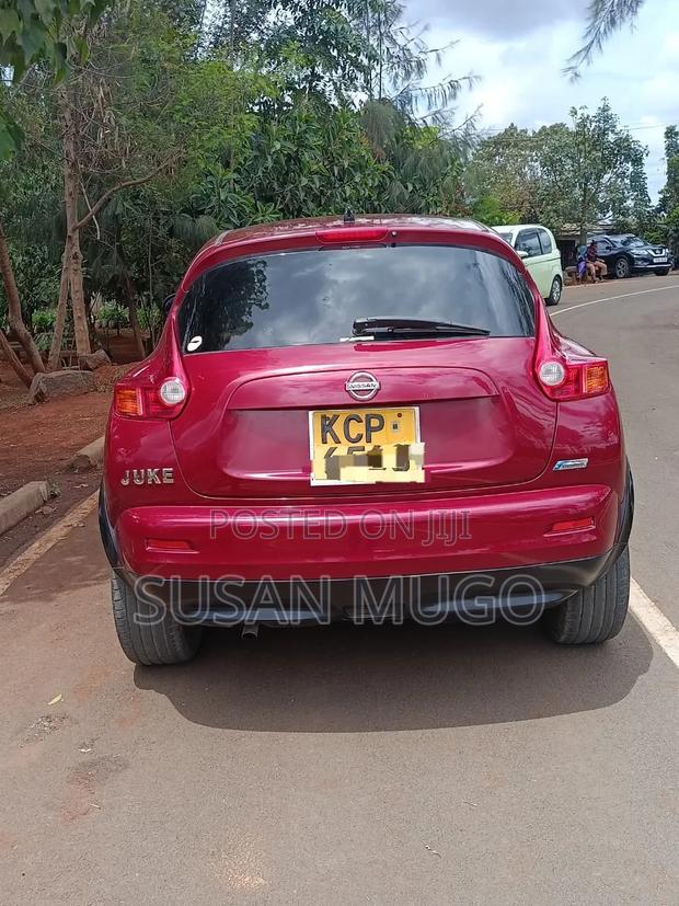 Nissan Juke 2011 Red