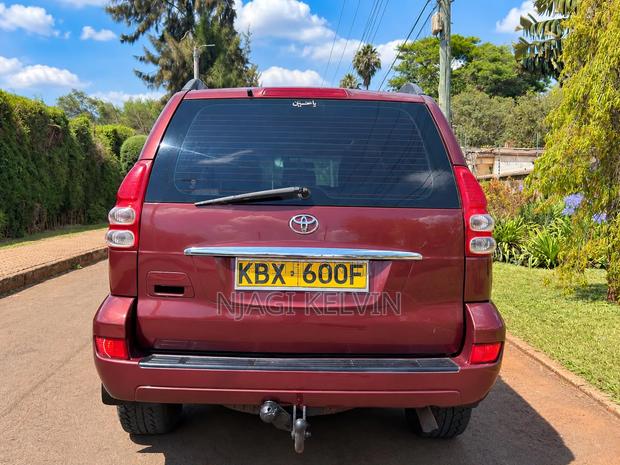 Toyota Land Cruiser Prado 3.0 D-4D 5dr 2006 Red