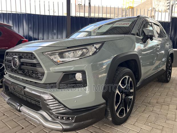Toyota RAV4 2020 Green