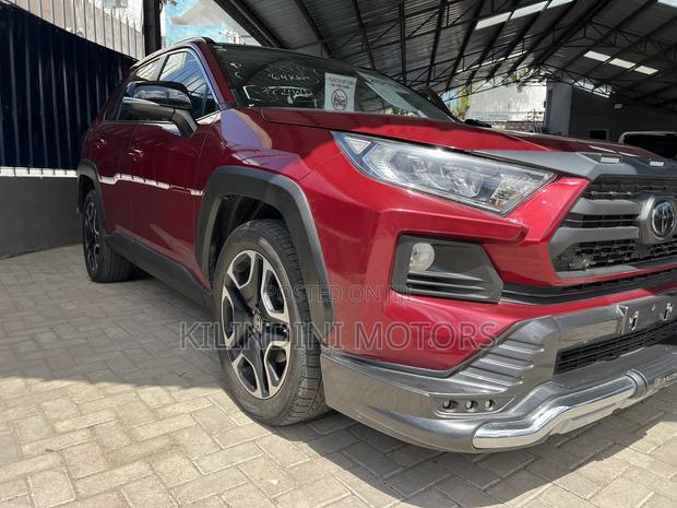 Toyota RAV4 2020 Red