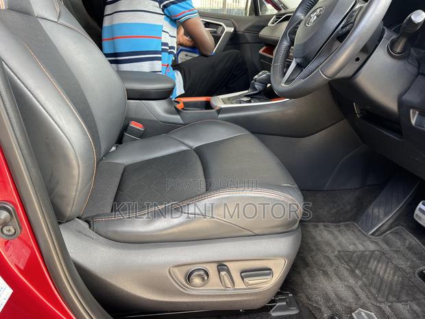 Toyota RAV4 2020 Red