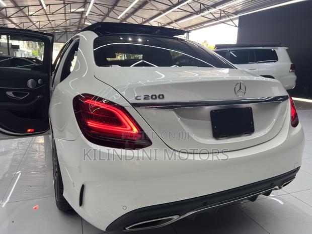 Mercedes-Benz C200 2019 Silver