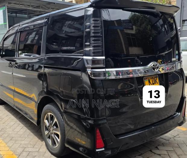 Toyota Voxy 2018 Black