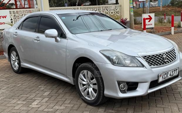 Toyota Crown 2012 Silver