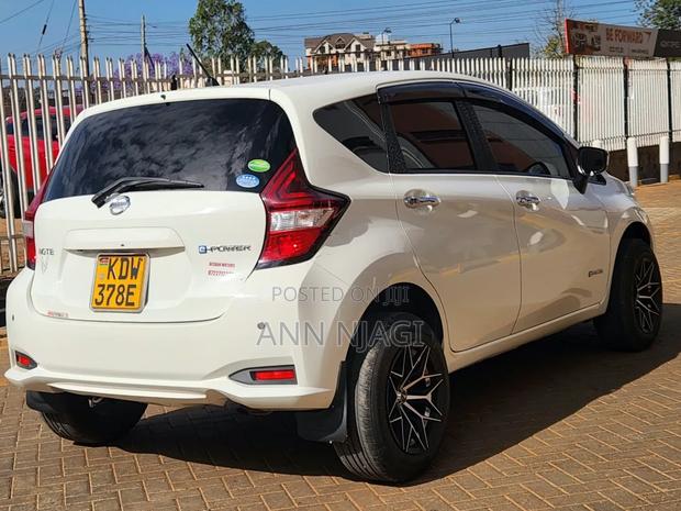 Nissan Note 2018 White