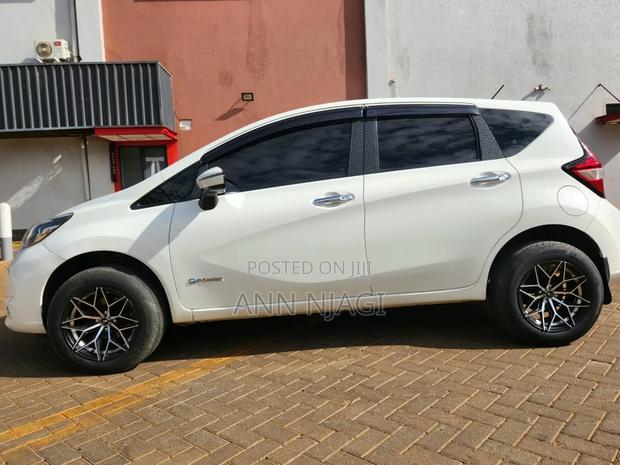 Nissan Note 2018 White