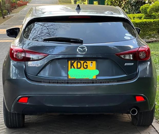 Mazda Axela SV Premium 2014 Gray