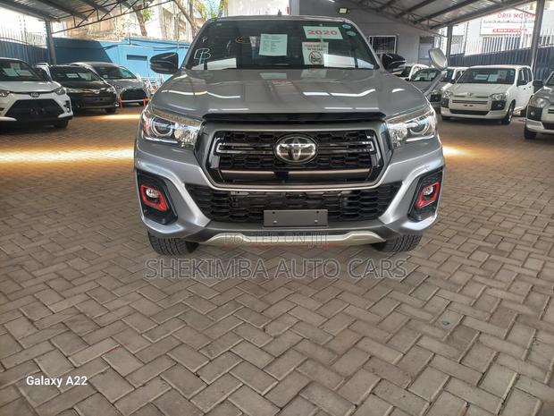Toyota Hilux 2.4 Diesel 2020 Gray