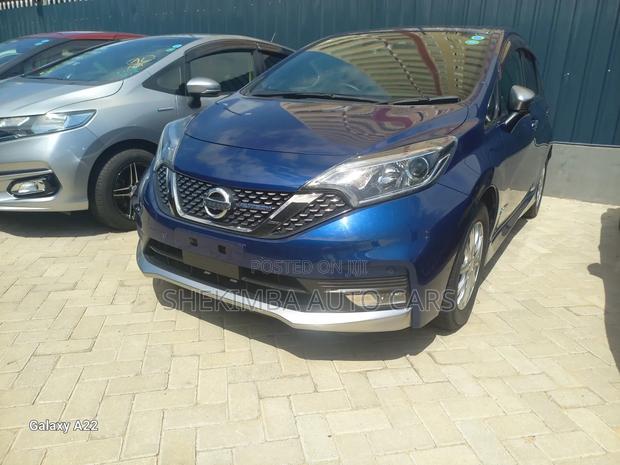 Nissan Note 1.2 Hybrid 2020 Blue