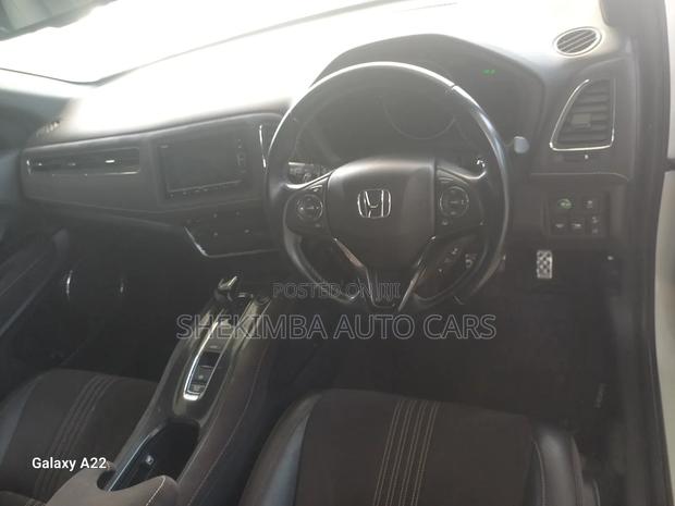 Honda Vezel 1.5 Hybrid 2WD 2020 White