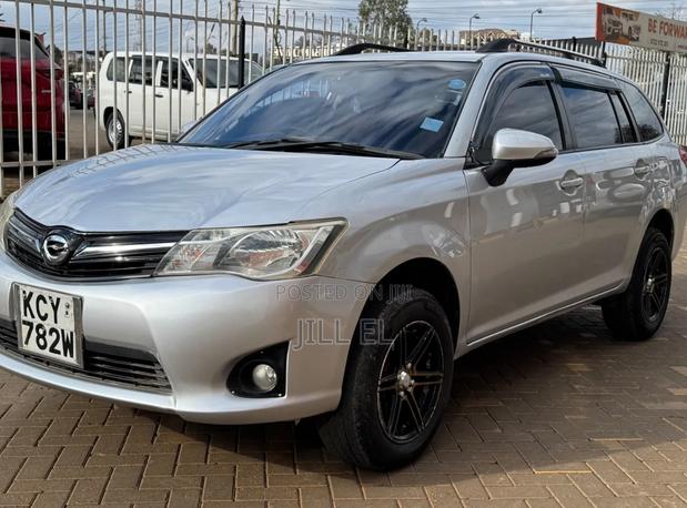 Toyota Corolla Fielder 1.5 Petrol AWD 2012 Silver