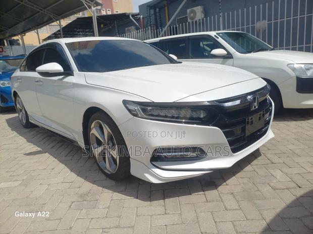 Honda Accord Hybrid 2020 White