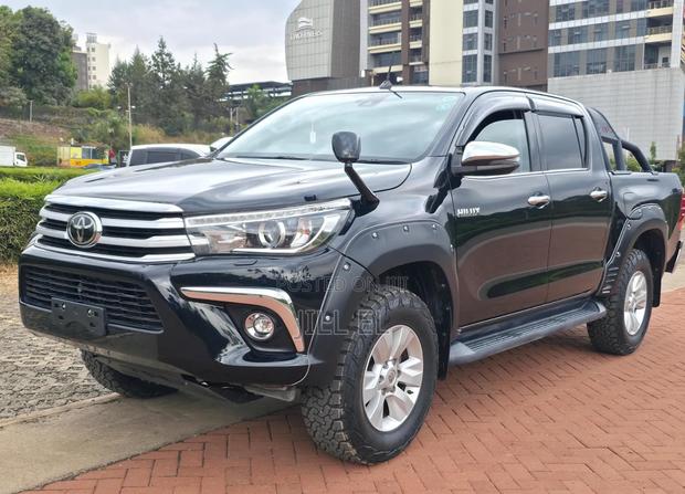Toyota Hilux 2019 Black