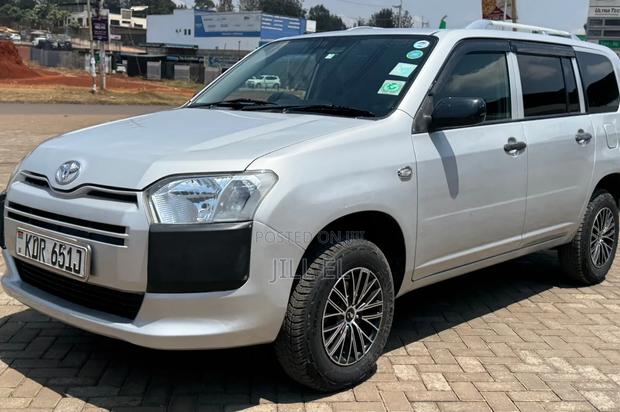 Toyota Succeed 2018 Silver