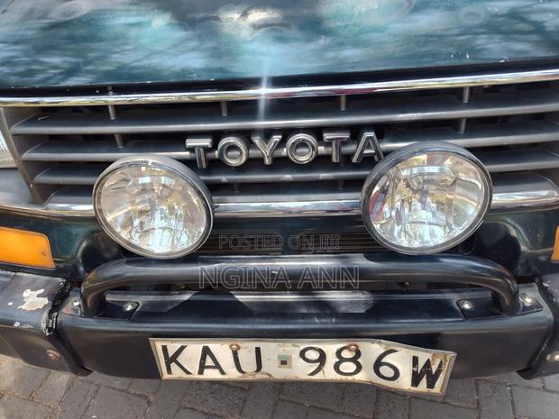 Toyota Land Cruiser Prado 1999 Green