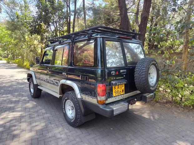 Toyota Land Cruiser Prado 1999 Green
