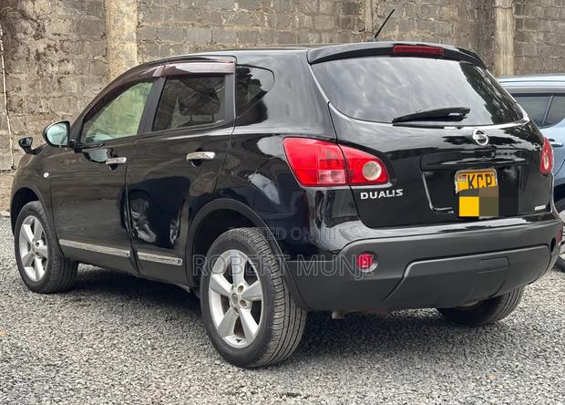 Nissan Dualis 2010 Black