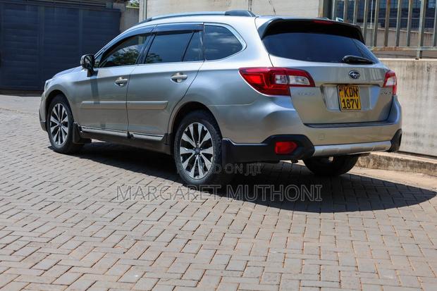 Subaru Outback 2016 Silver