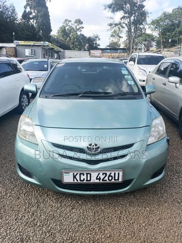 Toyota Belta 2010 Gray