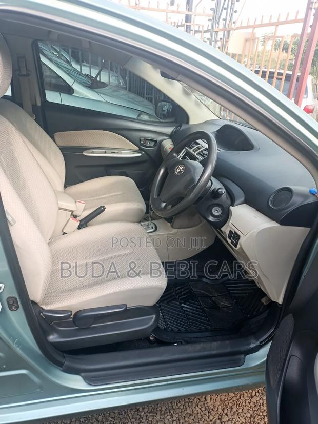 Toyota Belta 2010 Gray