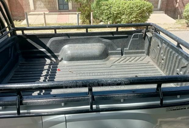 Isuzu D-MAX 2021 Silver