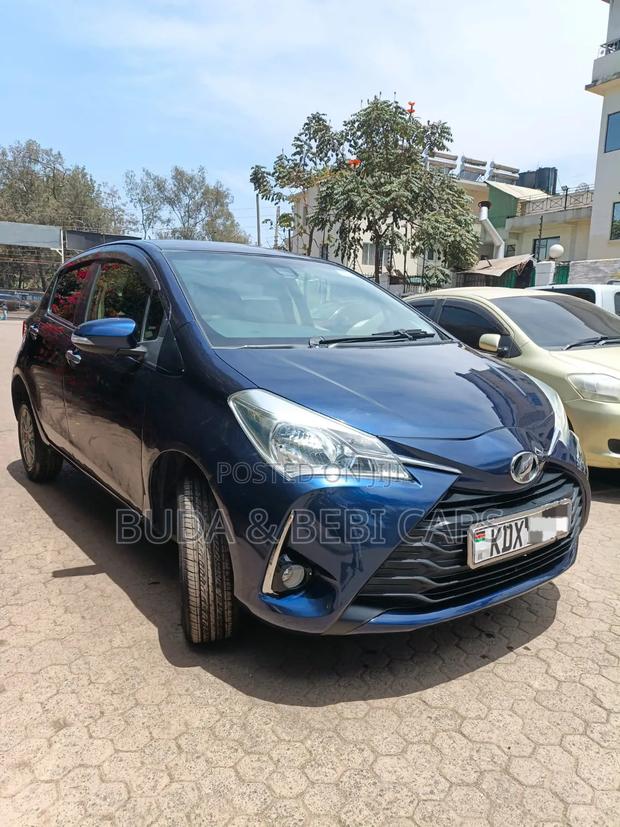 Toyota Vitz 2018 Blue