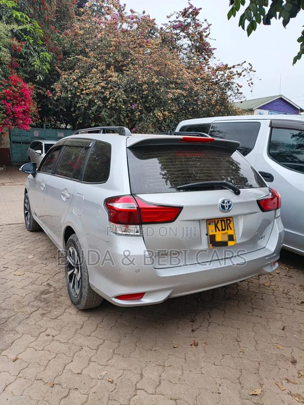 Toyota Corolla Fielder 2016 Gray