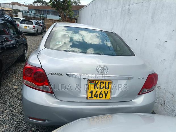Toyota Allion 2012 Silver
