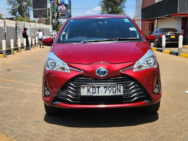 Toyota Vitz 1.5 FWD 5dr 2019 Red