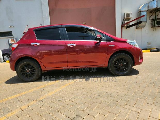 Toyota Vitz 1.5 FWD 5dr 2019 Red