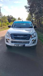Isuzu D-MAX 2023 White for sale