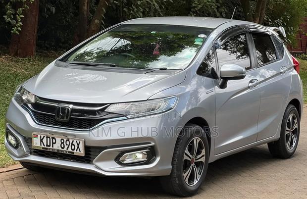 Honda Fit 2017 Silver
