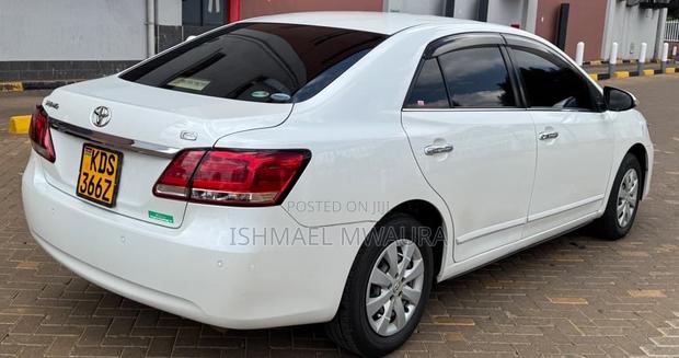 Toyota Premio 1.8 FWD 2018 White