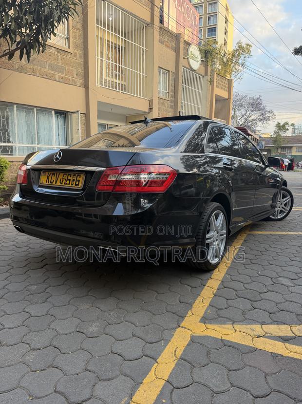 Mercedes-Benz E250 2012 Black