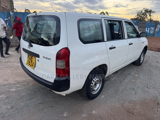 Toyota Probox 1.5 DX 2WD 2015 White