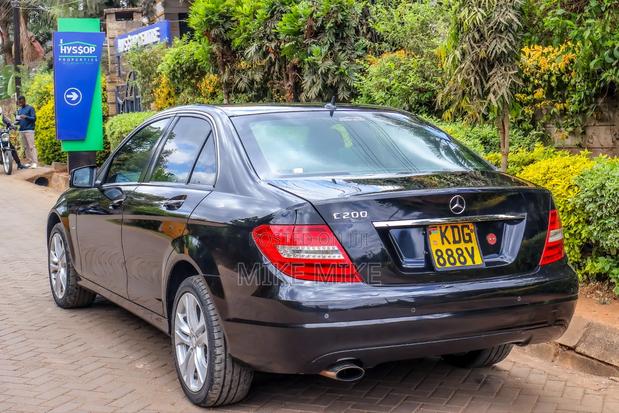 Mercedes-Benz C200 2014 Black