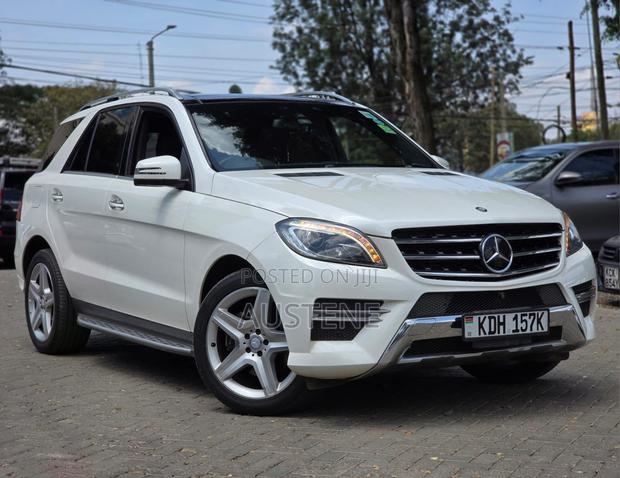 Mercedes-Benz M Class ML350 4dr SUV (3.5L 6cyl 7A) 2015 White