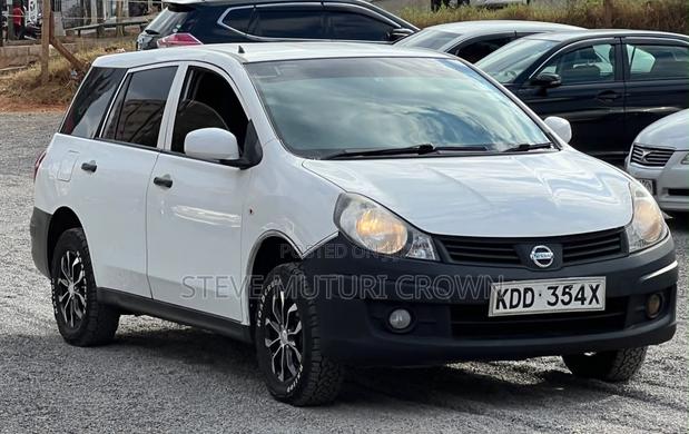 Nissan Advan 2015 White