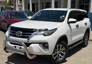 Toyota Fortuner 2019 White for sale