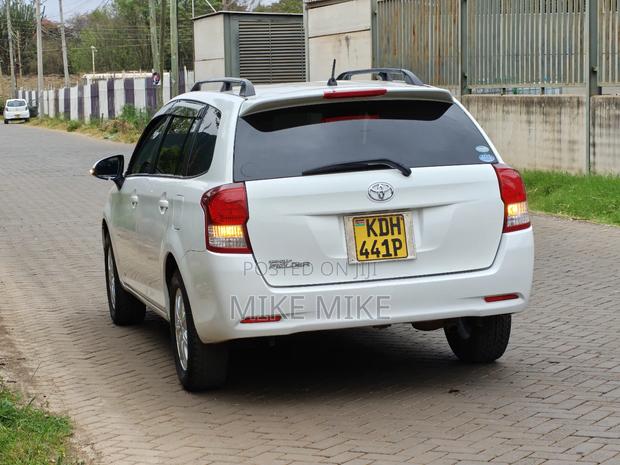 Toyota Corolla Fielder 1.5 Petrol FWD 2015 White