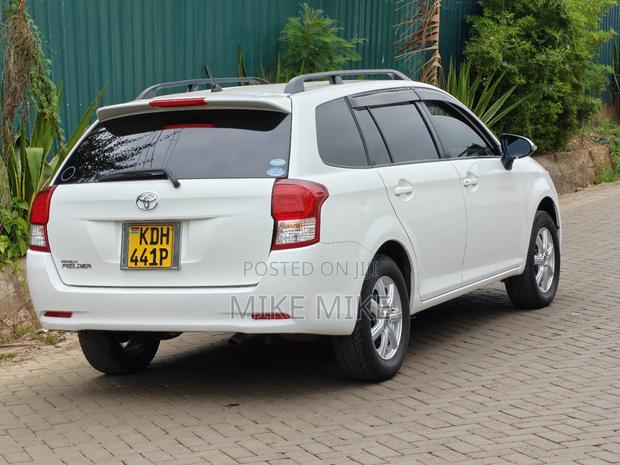 Toyota Corolla Fielder 1.5 Petrol FWD 2015 White
