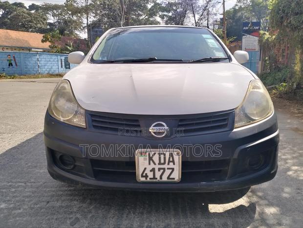 Nissan Advan 2013 White