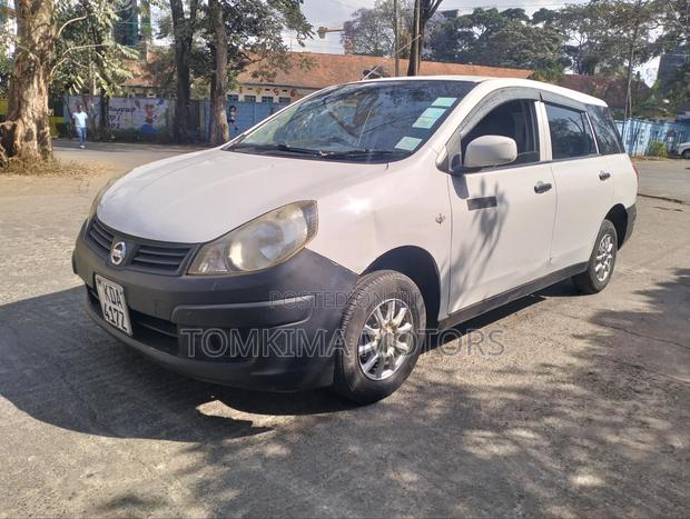 Nissan Advan 2013 White